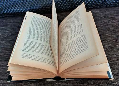 HIGHLY COLLECTIBLE FIRST EDITION LONG WALK TO FREEDOM!
