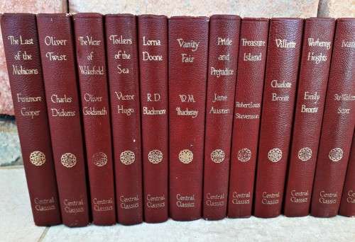 13 x BOOK COLLECTION OF CENTRALS CLASSICS! *LOVELY SET*