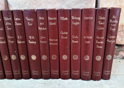 13 x BOOK COLLECTION OF CENTRALS CLASSICS! *LOVELY SET*