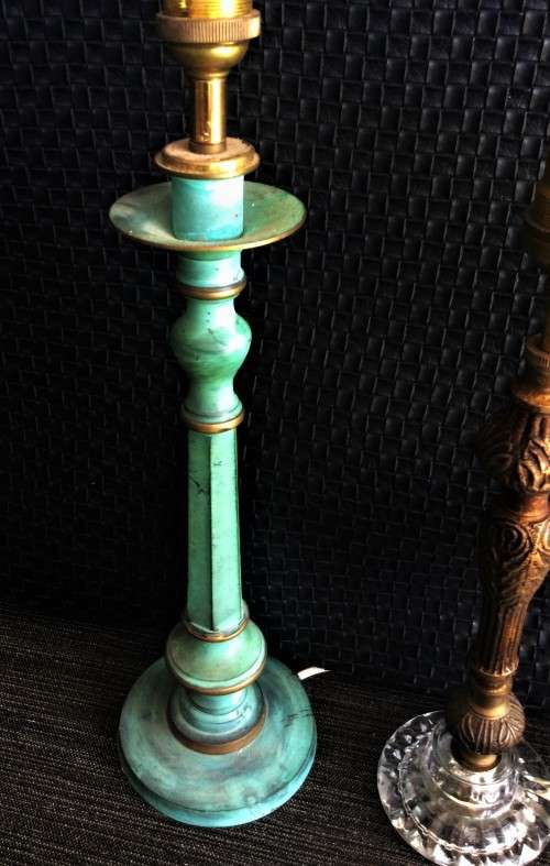 2 X VINTAGE SOLID BRASS VINTAGE LAMP BASES!