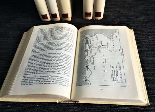 COMPLETE 6 BOOK SET OF SECOND WORLD WAR, BY WINSTON CHURCHILL! *GOOD CONDITION*