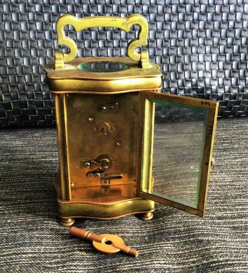 ANTIQUE BRASS CARRIAGE CLOCK! *FULLY WORKING WITH KEY*
