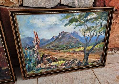 STUNNING PAIR OF GILT FRAMED ORIGINAL OIL ON CANVAS PAINTINGS *SIGNED*