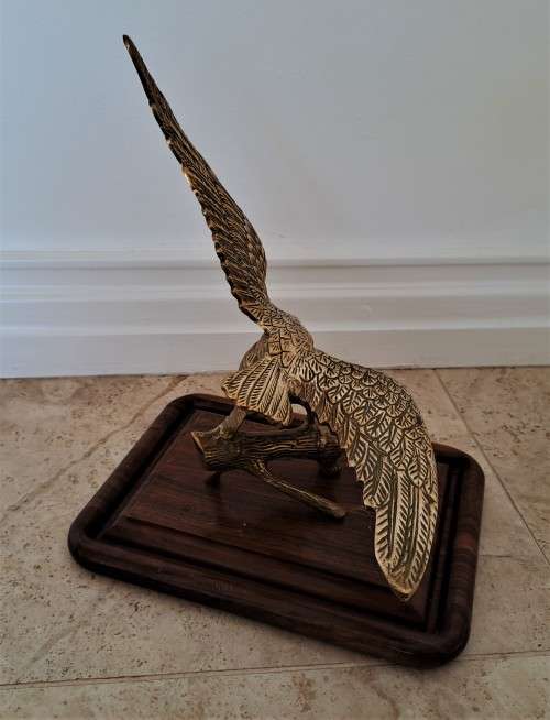 STUNNING MOUNTED SOLID BRASS EAGLE! *LOVELY PIECE*