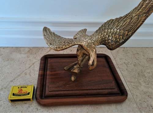 STUNNING MOUNTED SOLID BRASS EAGLE! *LOVELY PIECE*