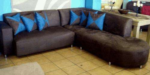 LOUNGE SUITE