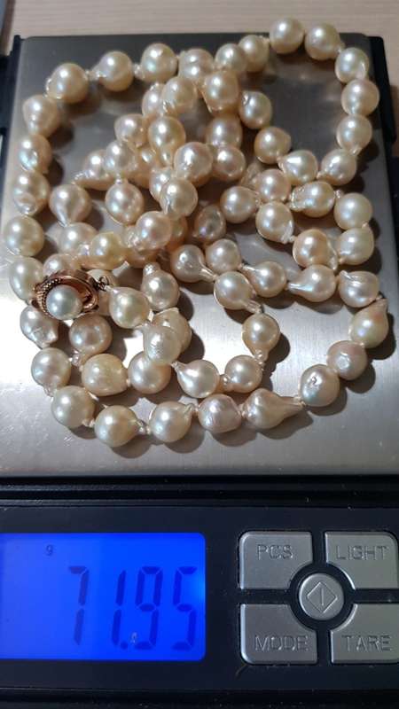 Baroque Pearl Necklace