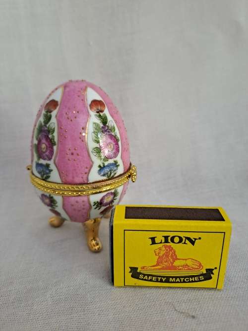 Egg Trinket Box