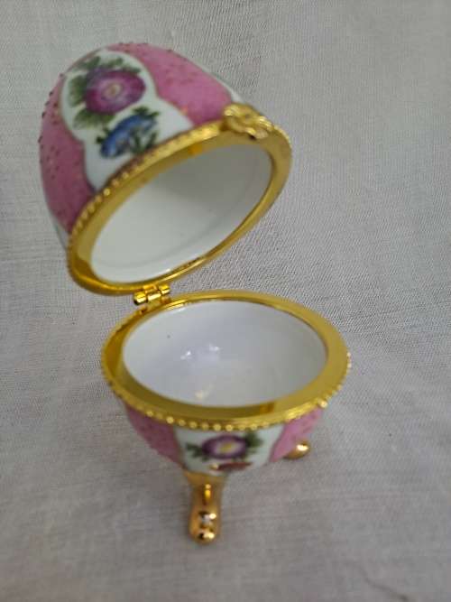 Egg Trinket Box