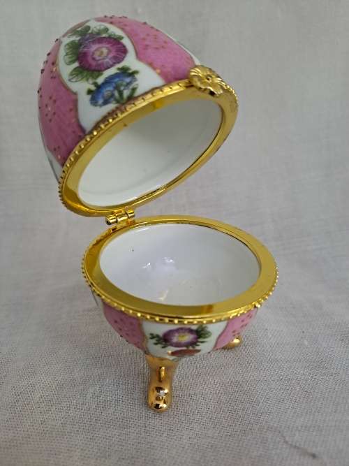 Egg Trinket Box