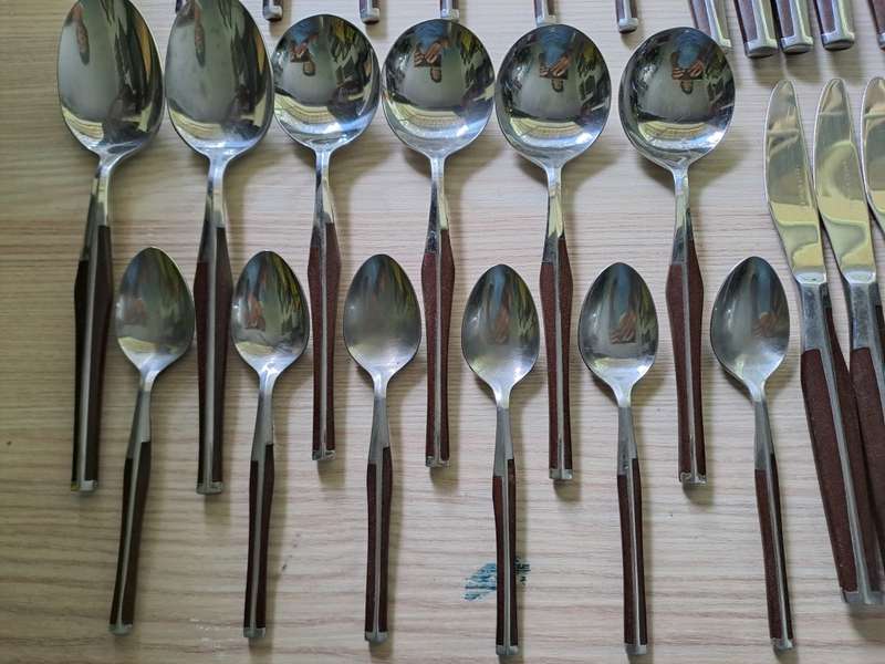 Vintage Crest Eldan (ELD2) Brown Flatware Stainless steel Canteen of Cutlery (6 place setting)
