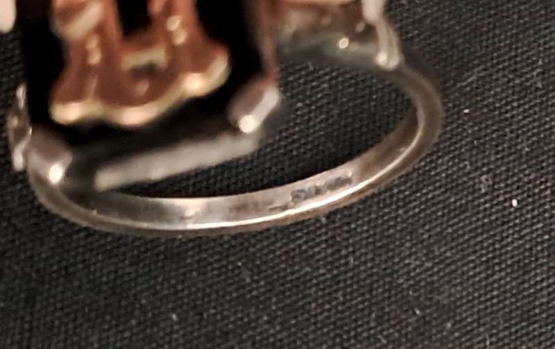 Onyx Signate Ring