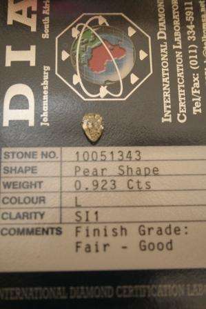 ***** 0.923ct Pear Shape DIA CERTIFIED DIAMOND ****** No Reserve.