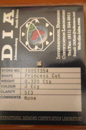***** 0.320ct Princess Cut DIA CERTIFIED DIAMOND ****** No Reserve.