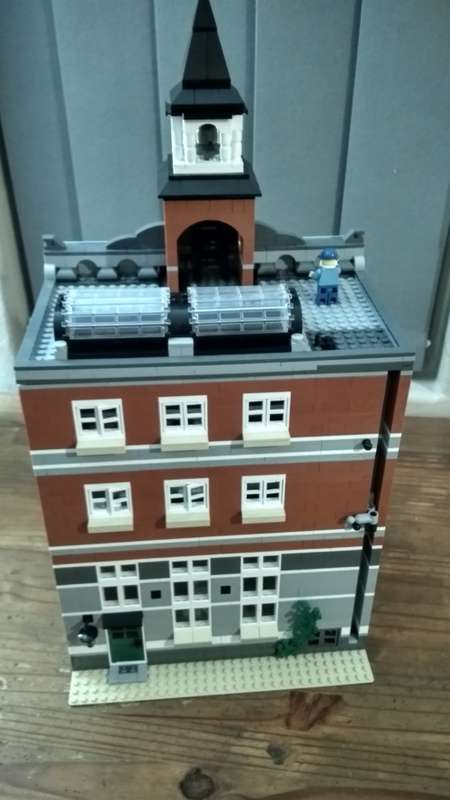 Lepin - Set 15003 - The Town Hall