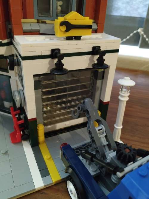 Lepin Corner Garage - Set 15042