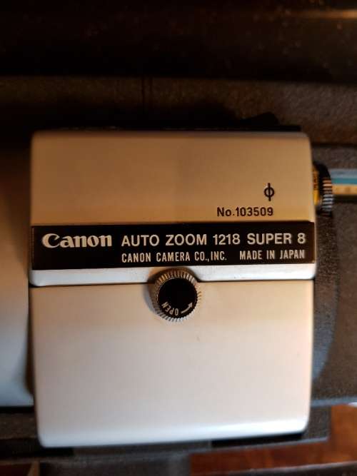 Canon Auto Zoom 1218 super 8 Camera No 103509