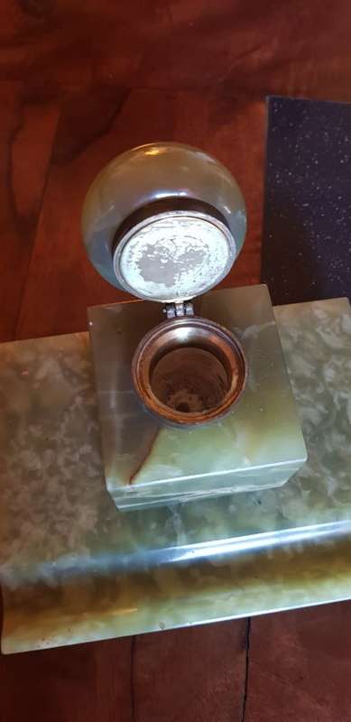 Green onyx desk stand plus accessories