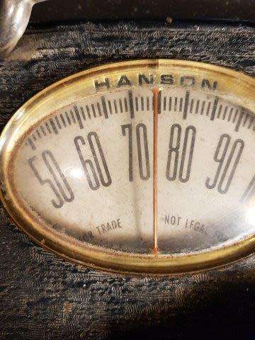 Antique/Vintage Bathroom Scale Working. Marked in lbs. 26 X 26 cm