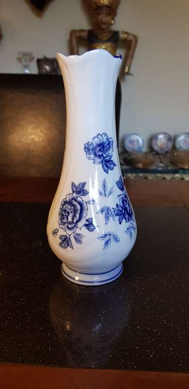 Hand Painted Hallmarked Delft 20 cm Vase