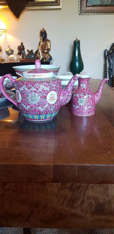 Vintage Mun Shao Porcelain Tea Pot Plus Serving Bowl and more
