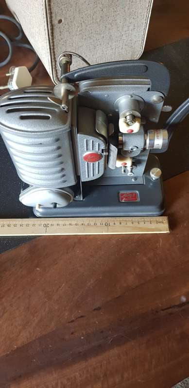 Vintage Moris 8 Junior Projector
