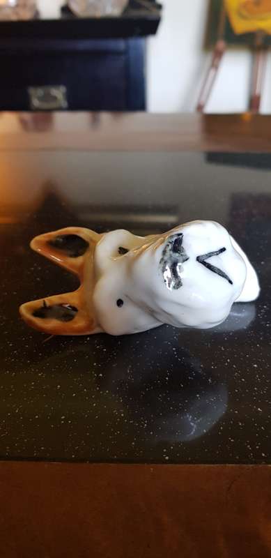 Vintage Wall Hanger Dog Figurine.