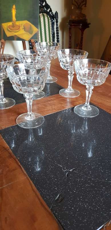 6 Stunning Desert Glasses