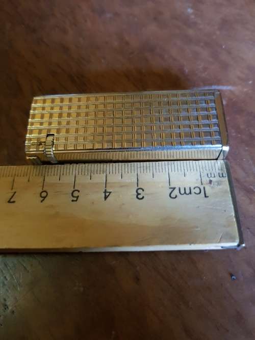 Vintage Ronson Lighter in Rustlite Case