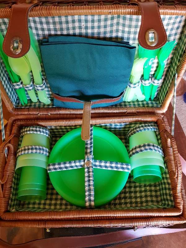Large Wicker Picnic Basket