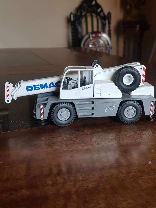 Die Cast Conrad Crane Demag AC 25 Scale Model 2089