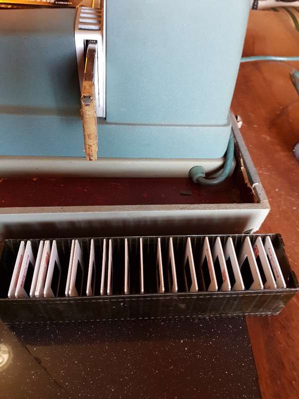 Vintage Argus 300 Han-O-Matic 4 Inch Projector
