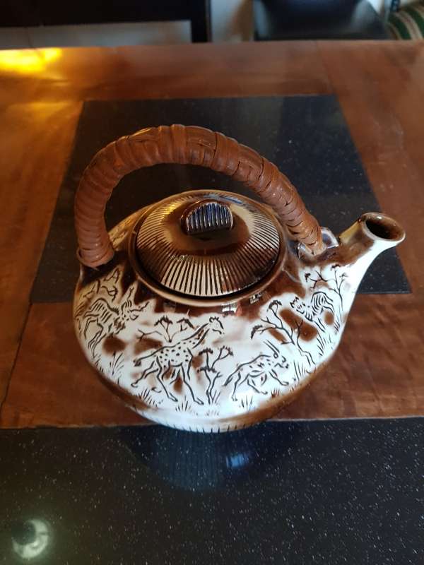 Beautiful Kruger Park African Theme Cresentware  Tea Pot
