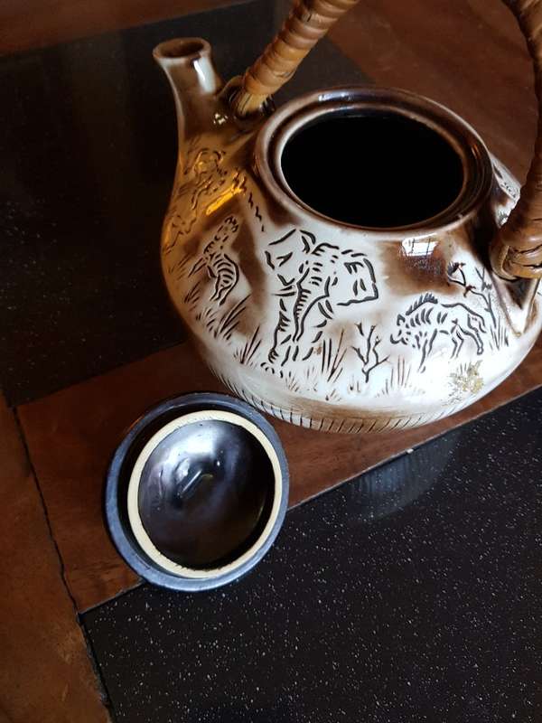 Beautiful Kruger Park African Theme Cresentware  Tea Pot