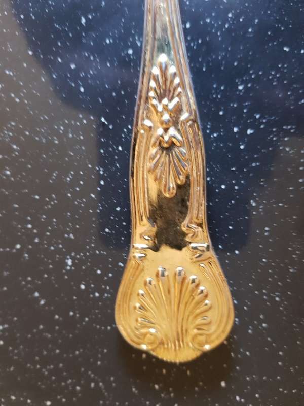 Beautiful Vintage 24K Gold Plated Cake Lifter