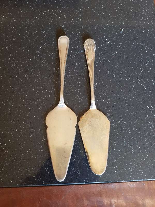 Beautiful Vintage Silver Plated Cake Lifters. Marked