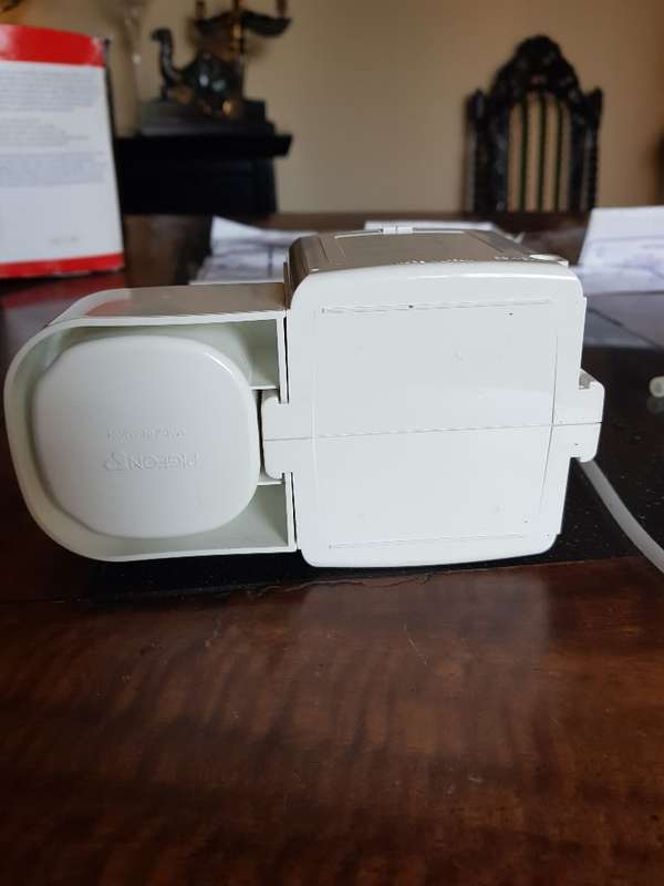 Pigeon Breast Pump with Automatic Natural Sucking Reflex Action. Working