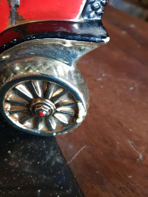 Vintage Wiskey Car Decanter.