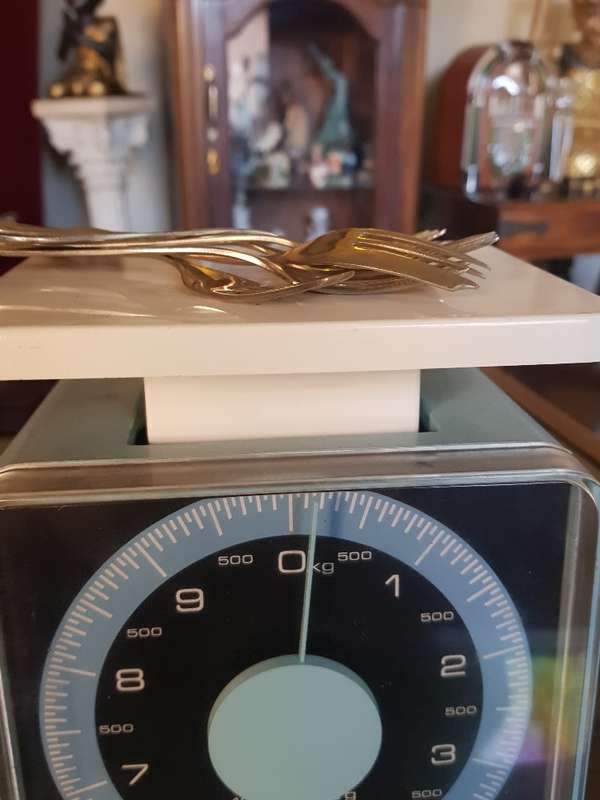 Beautiful Vintage Selingwell Plate Sipelia Cake Forks. Marked & Boxed