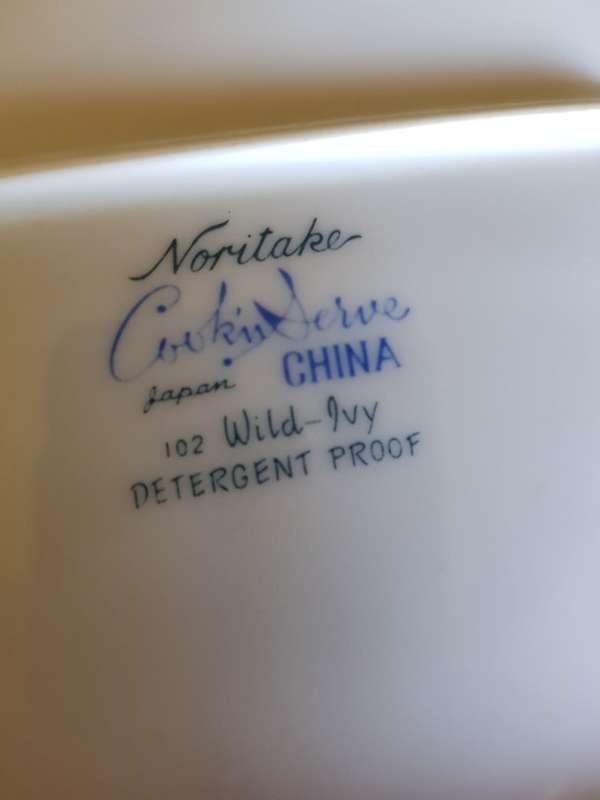 Beautiful Vintage Wild Ivy Noritake Platter. Marked