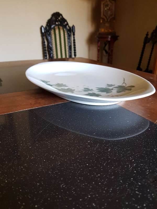 Stunning Vintage Noritake Wild Ivy Serving Platter. Marked
