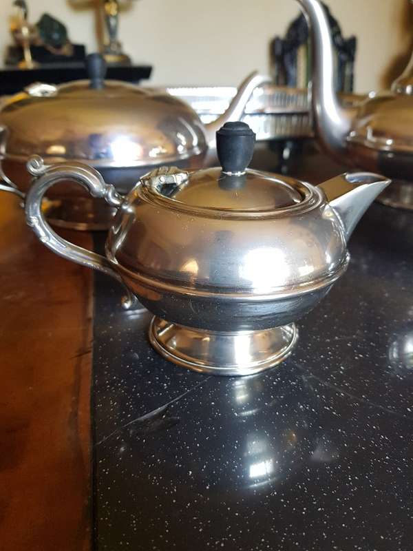 Stunning Seranco Epns Tea Set & Tray