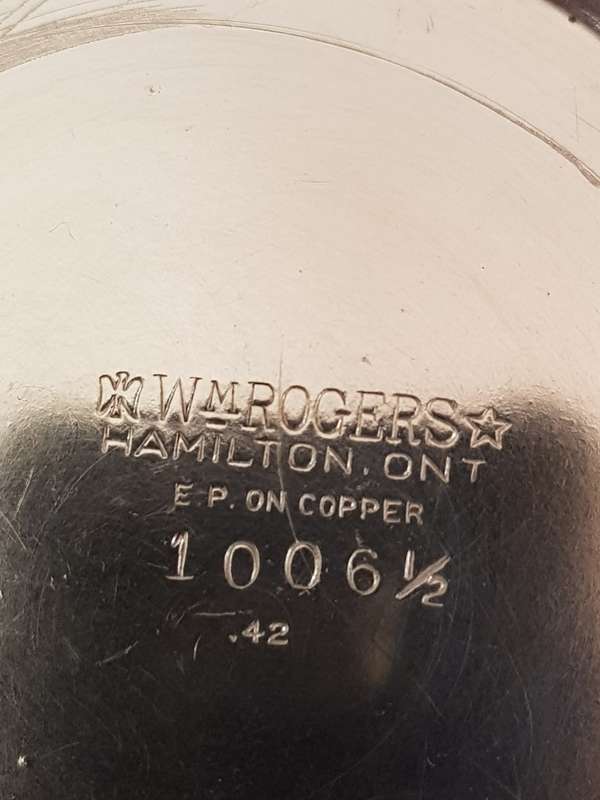 Beautiful W.M Rogers Hamilton Ontario. 1006. Marked