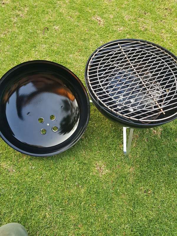 Webber Braai. Complete Stand 43 cm Tall
