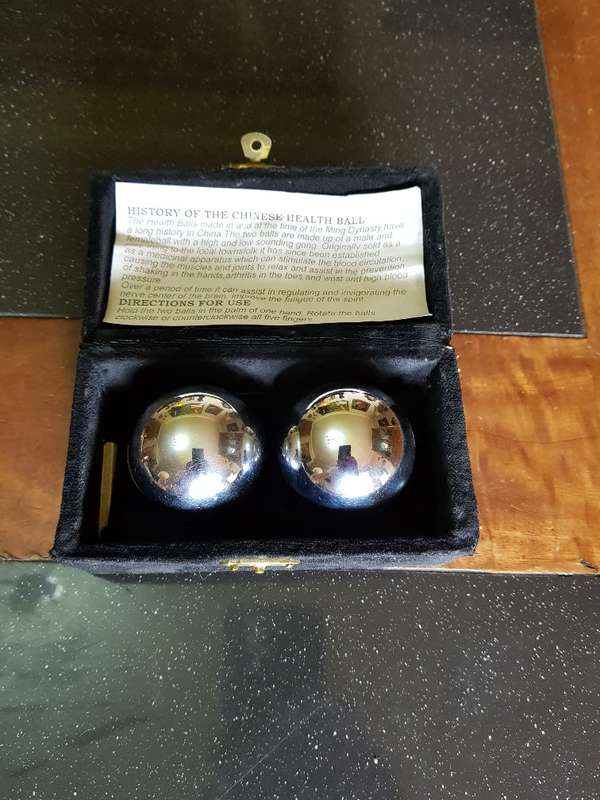 FREE SHIPPING!!! Amazing Chinese Health Balls