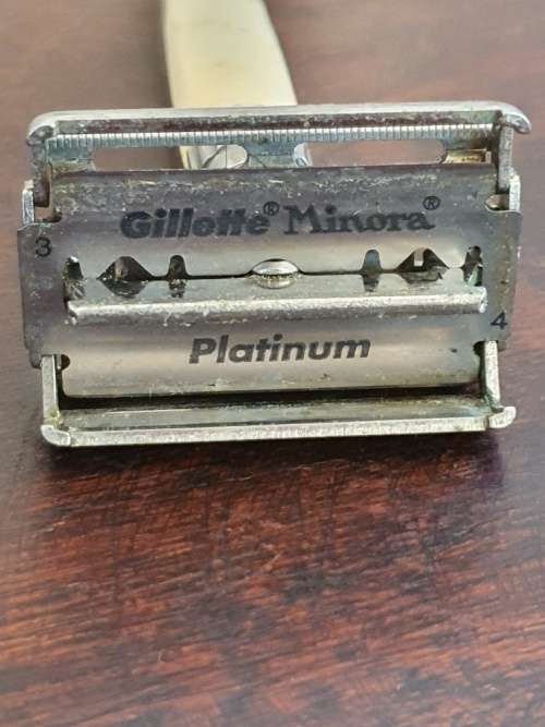 FREE SHIPPING!!! Vintage Gillette Razor Marked England.