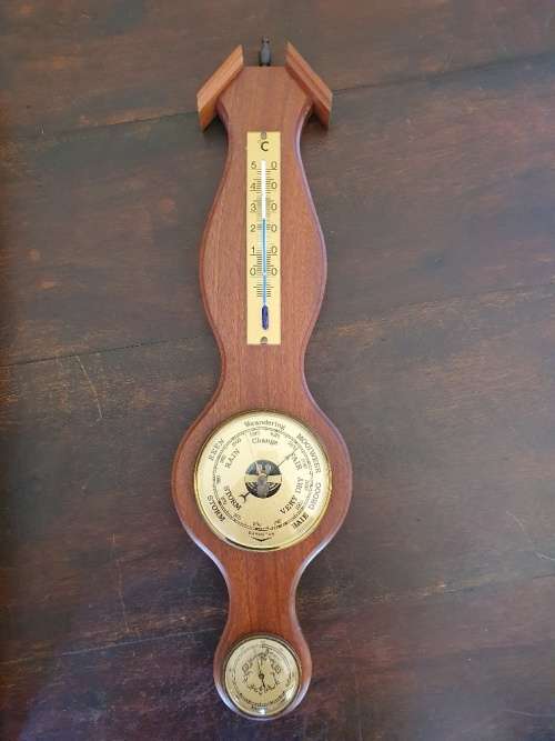 FREE SHIPPING!!!  Beautiful Mahagony Wood Barostar Hygrometer, Thermomoter and Barometer.