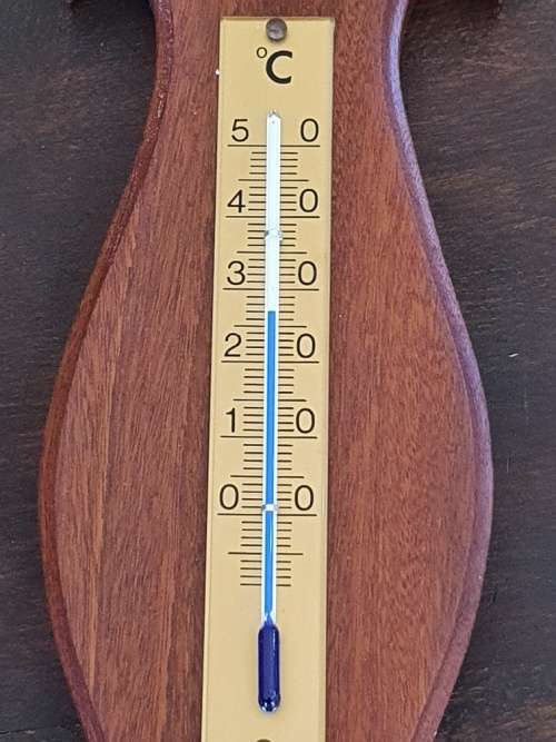 FREE SHIPPING!!!  Beautiful Mahagony Wood Barostar Hygrometer, Thermomoter and Barometer.