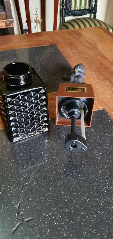 Rare Vintage Bonny Boy Liquor Dispenser. Working 100%