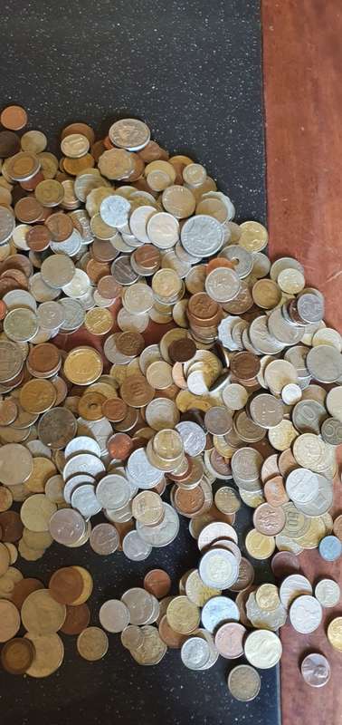 4.3 Kilograms Coins From Every Corner Of The Earth